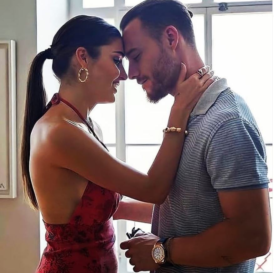 Kerem Bürsin ve Hande Erçel 3 haftadır ayrı