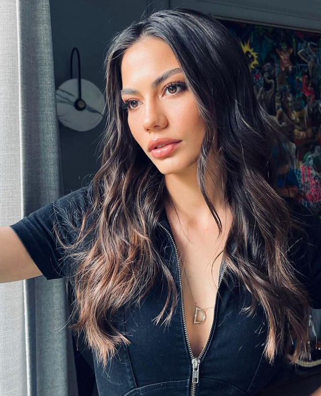 Demet Özdemir’in yeni dizisine flaş isimler