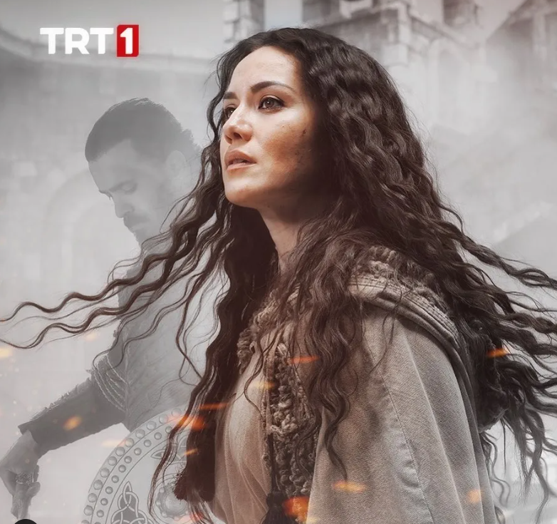 Fahriye Evcen’den ayrılık mesajı