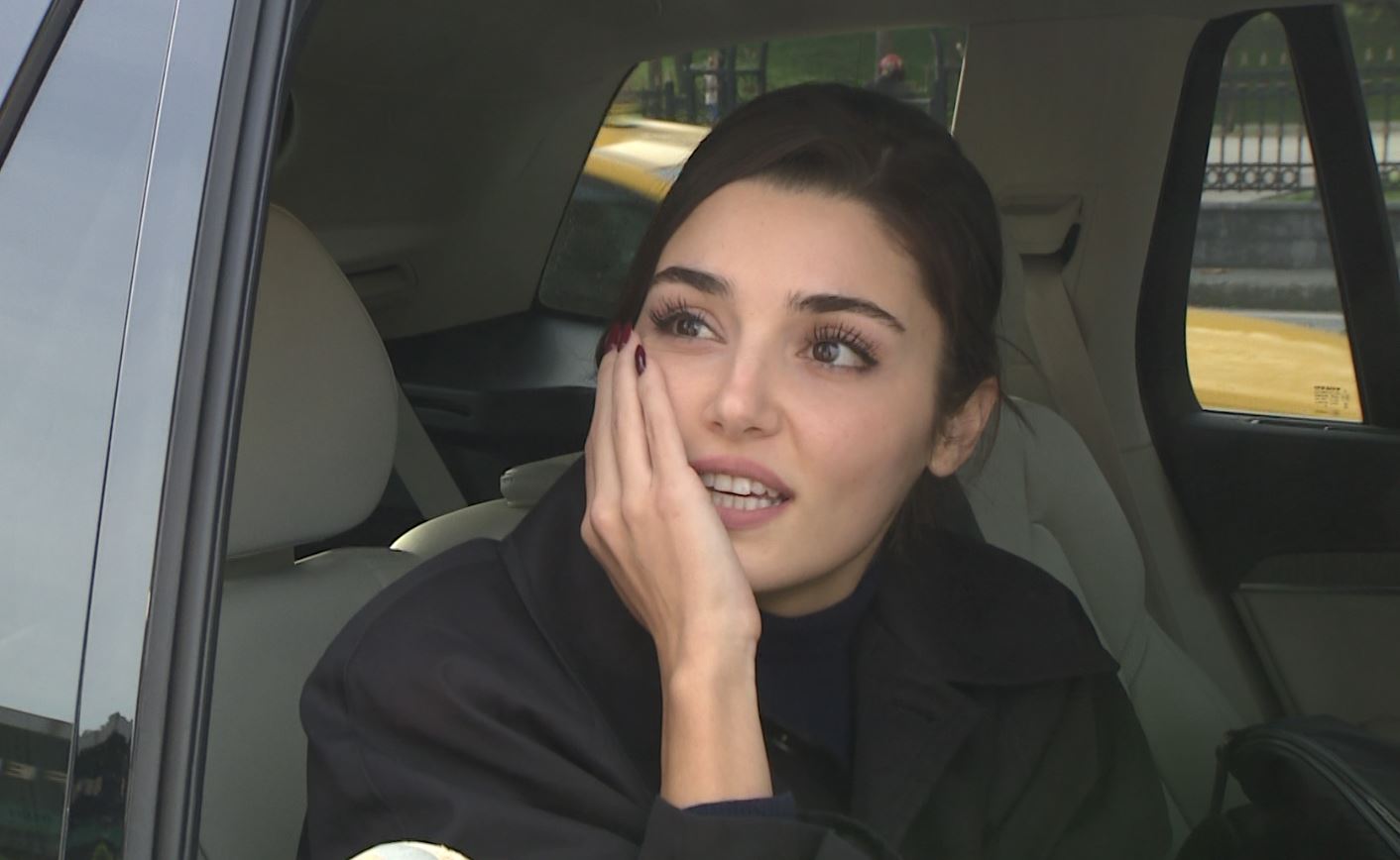 Hande Erçel yeni aşk iddiasına yanıt verdi: Çok üzülüyorum