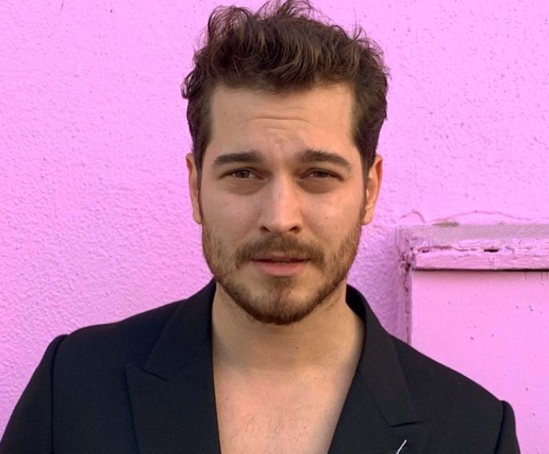 Çağatay Ulusoy’dan 250 bin TL para yardımı, toplam 70 adet çadır