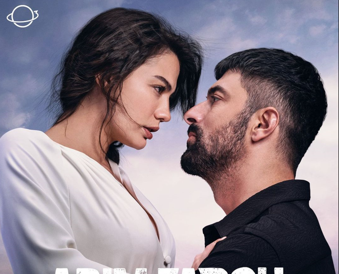 Demet Özdemir ve Engin Akyürek’li ‘Adım Farah’ dizisinin afişi yayınlandı