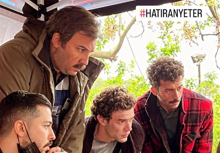 “Hatıran Yeter” filminin şarkısını ünlü sanatçı seslendirecek