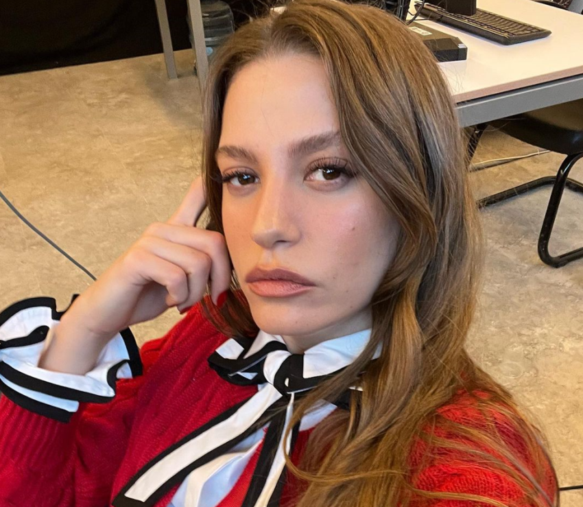 Serenay Sarıkaya’lı “Kimler Geldi, Kimler Geçti”ye bir flaş isim daha