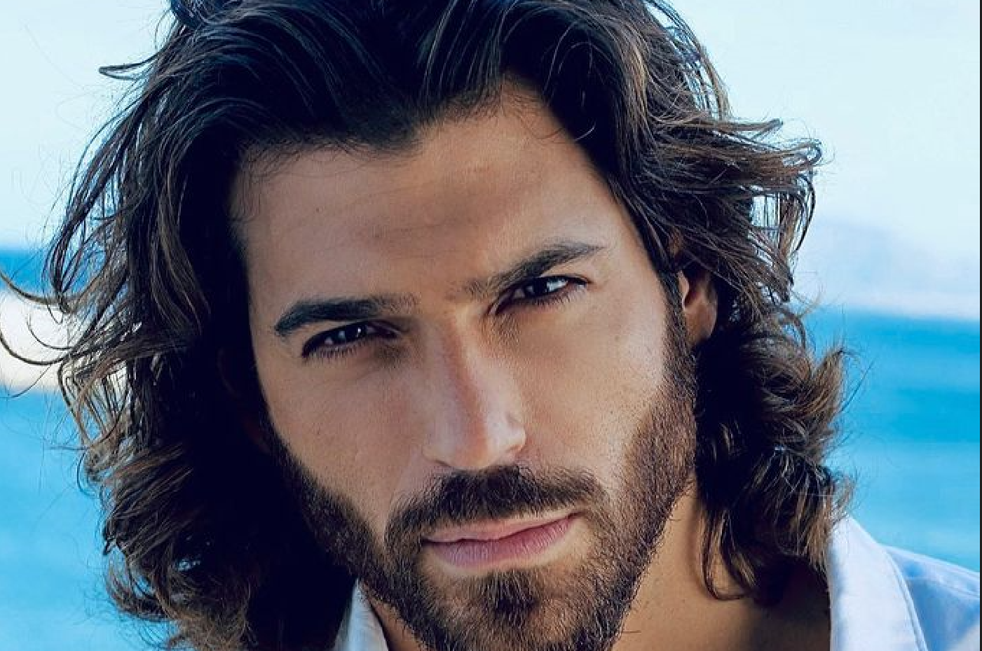 Can Yaman dedesini kaybetti