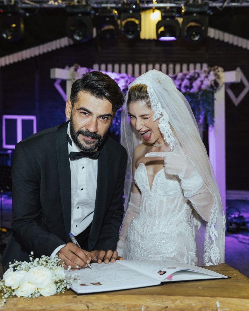 Ünlü oyuncu Rüzgar Aksoy ile Yasemin Sancaklı evlendi