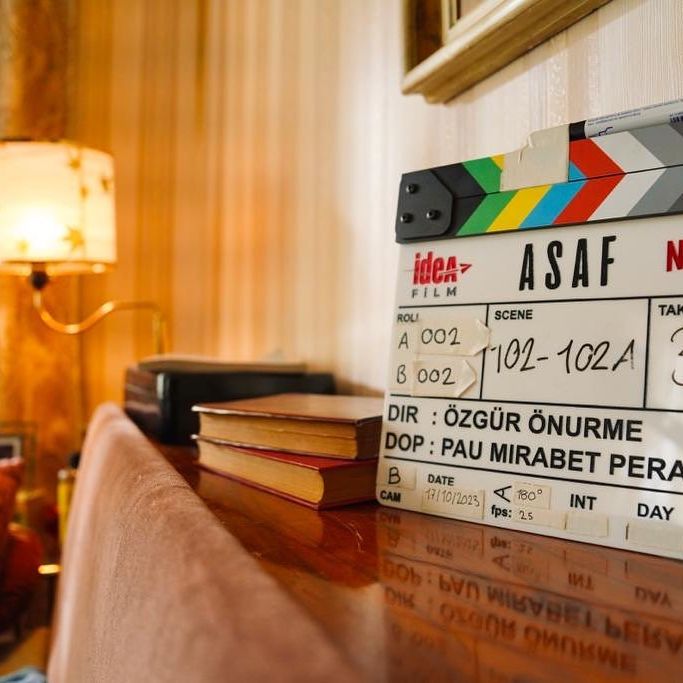 Bugün sete çıkan Netflix’in “Asaf” dizisine bir iddialı oyuncu daha
