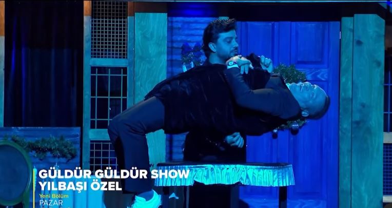 Güldür Güldür Show Yılbaşı Özel’e 100. yıl damgası   