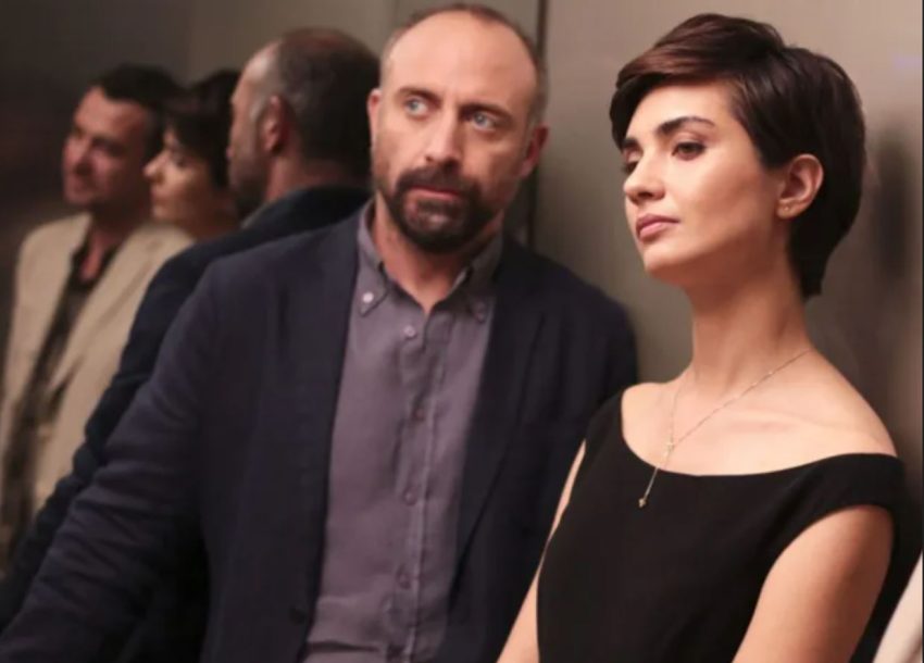 Halit Ergenç ile Tuba Büyüküstün’lü “Yarın Yokmuş Gibi” dizisi bugün sete çıktı