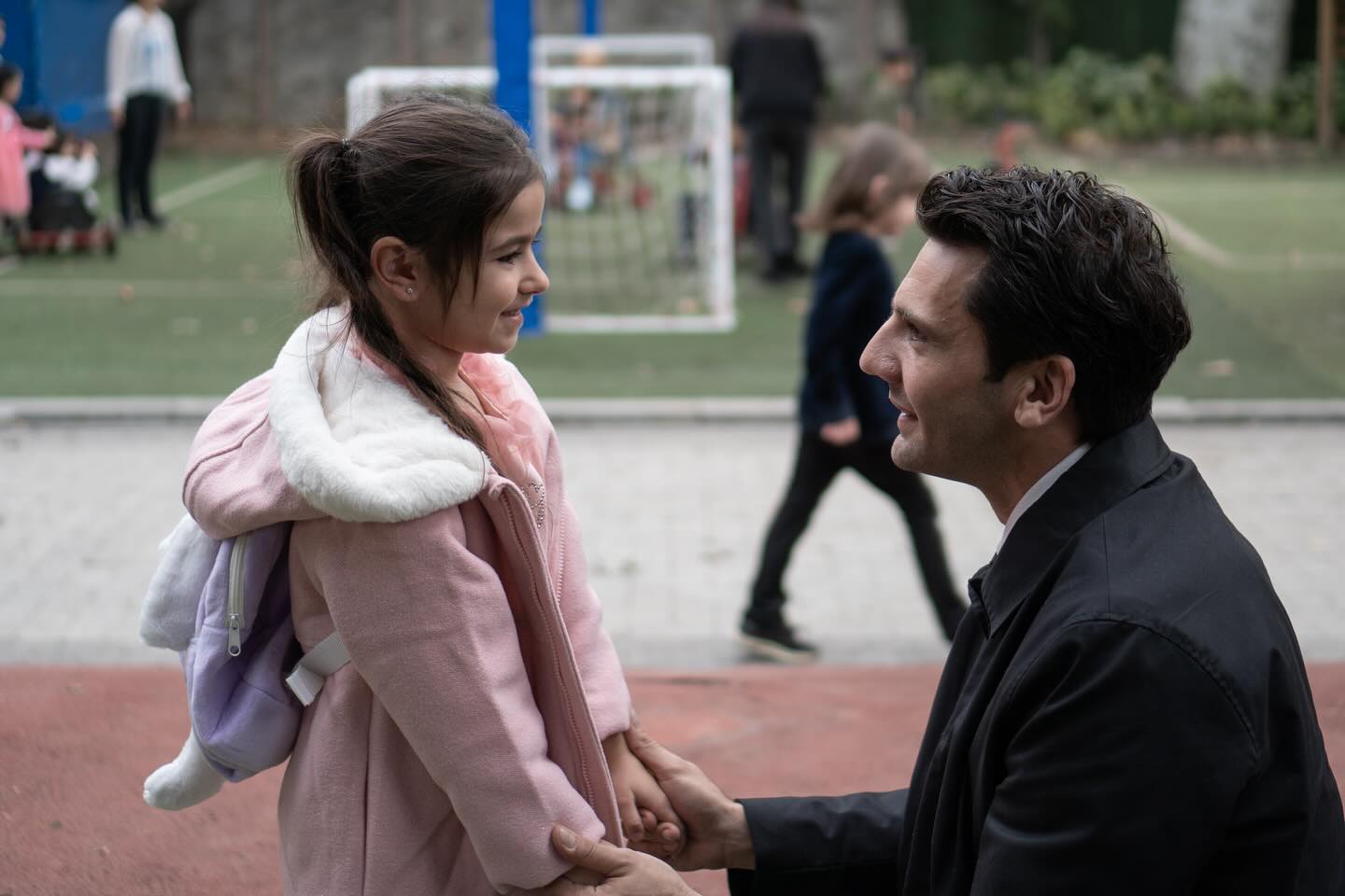 Oğlu Ardıç’ı kucağına alan Kaan Urgancıoğlu: Zor bir doğumdu, mutlu sonla biten bir film gibiydi