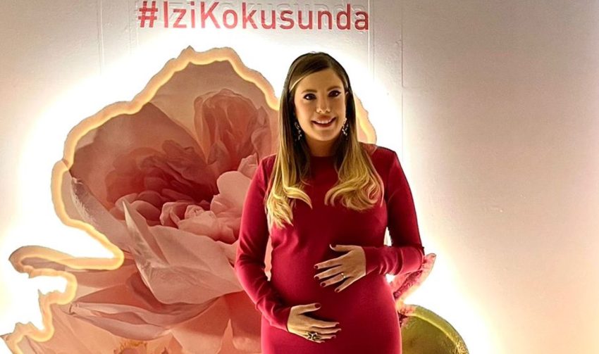 Eda Ece komşusu Aslı Enver’den hamilelik kursu alıyor