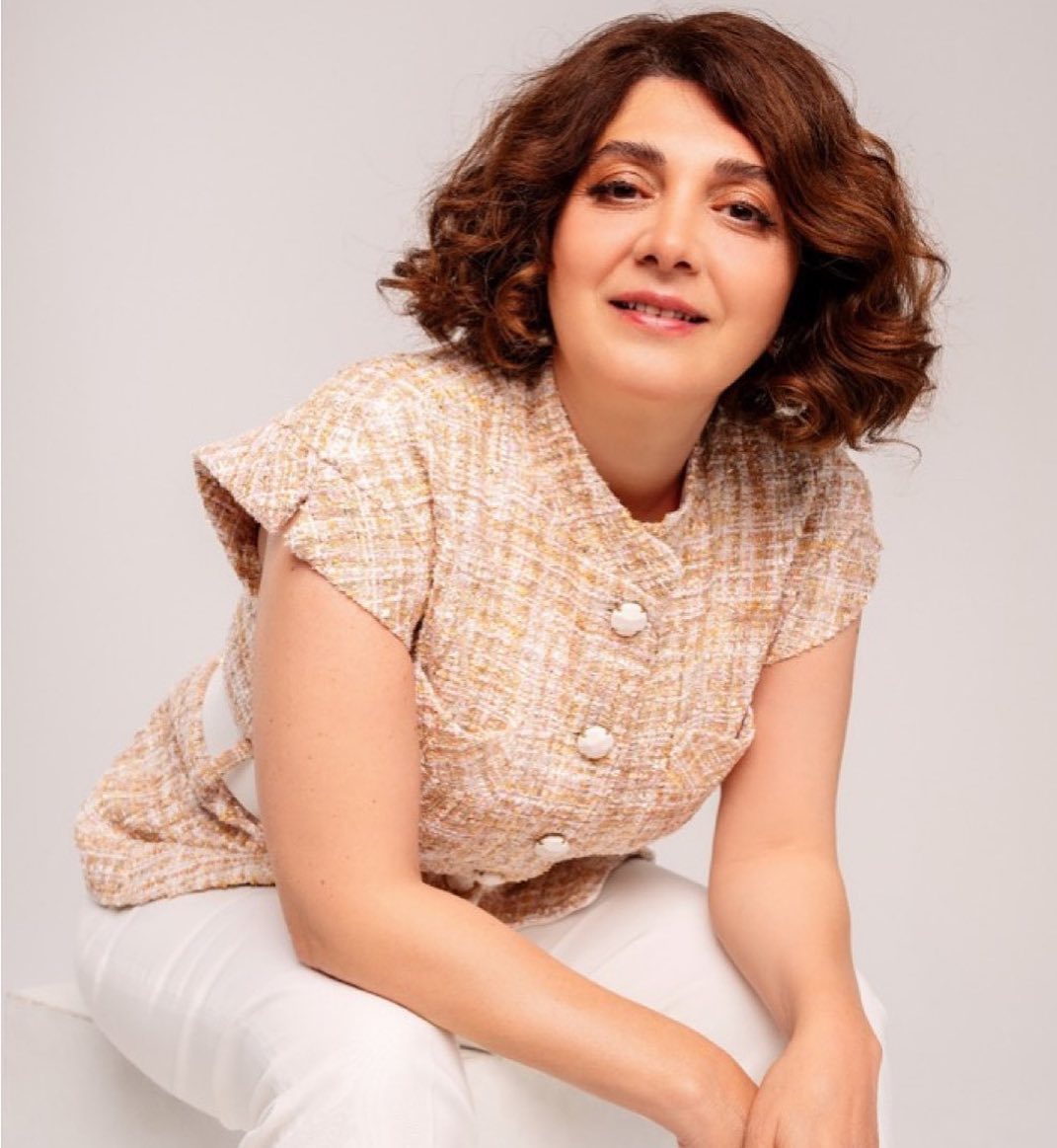 “Üç Kız Kardeş”in Nezahat Hala’sı Benian Dönmez “Adsız Aşıklar”da