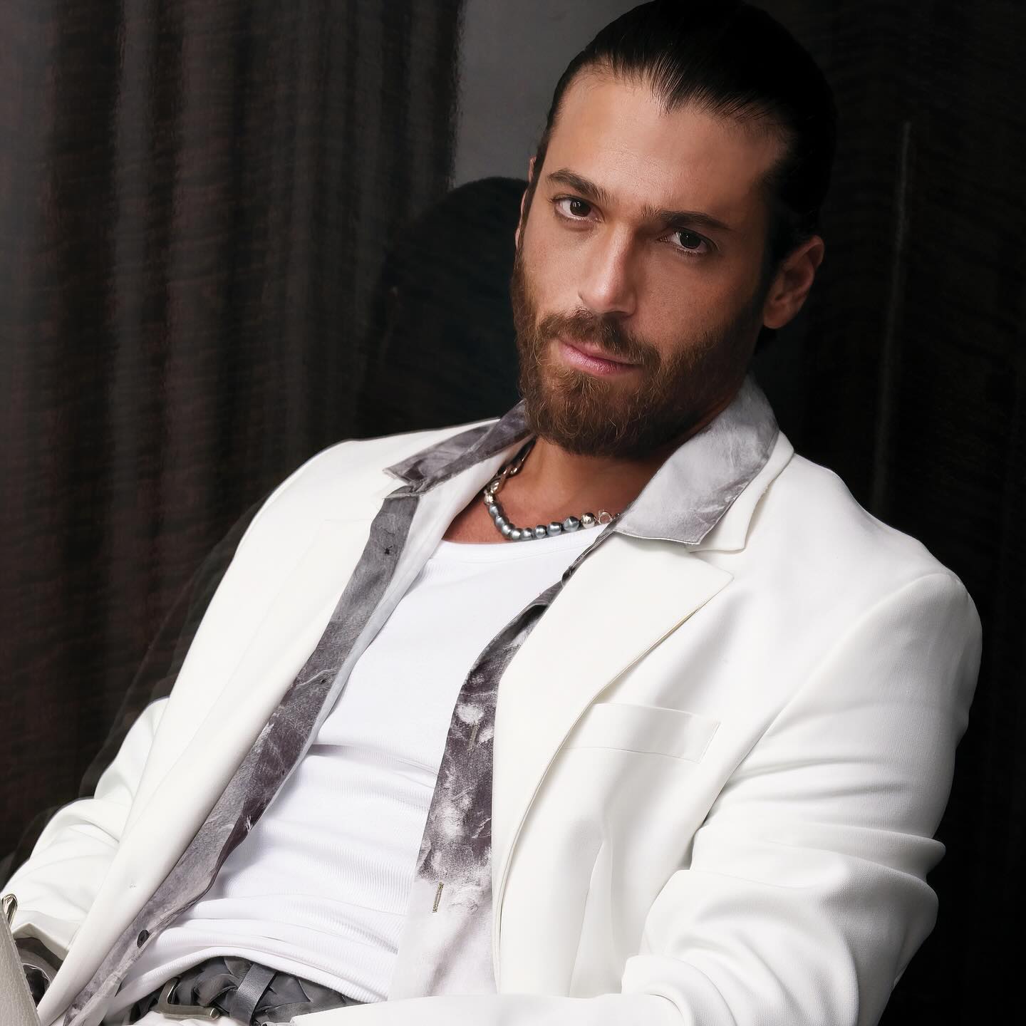 Can Yaman Mısır’ın yeni markasının yüzü oldu