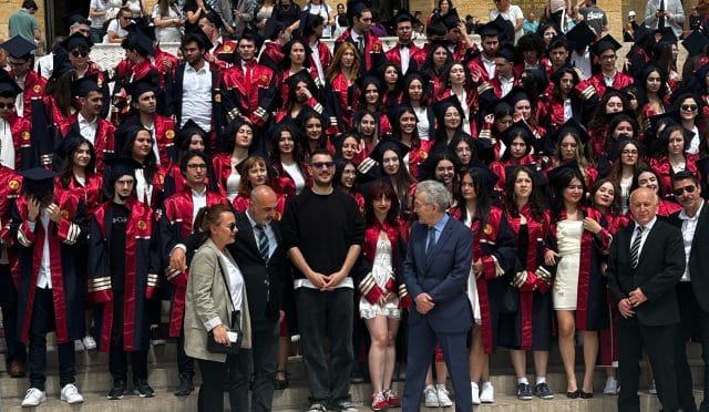 Aşık Shakespeare oyunuyla Ankara’ya giden Uraz Kaygılaroğlu Anıtkabir’de