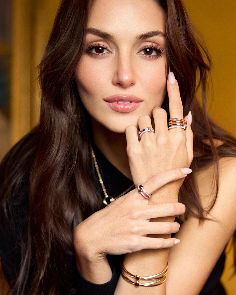 Hande Erçel’in bir reklam anlaşması daha yenilendi