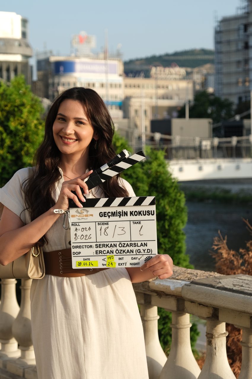 Gülsim Ali ve Görkem Sevindik’i buluşturan “Geçmişin Kokusu” filminden ilk kareler