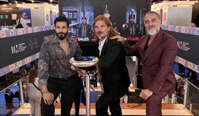 Mehmed Fetihler Sultanı ekibinin Mipcom çıkarması