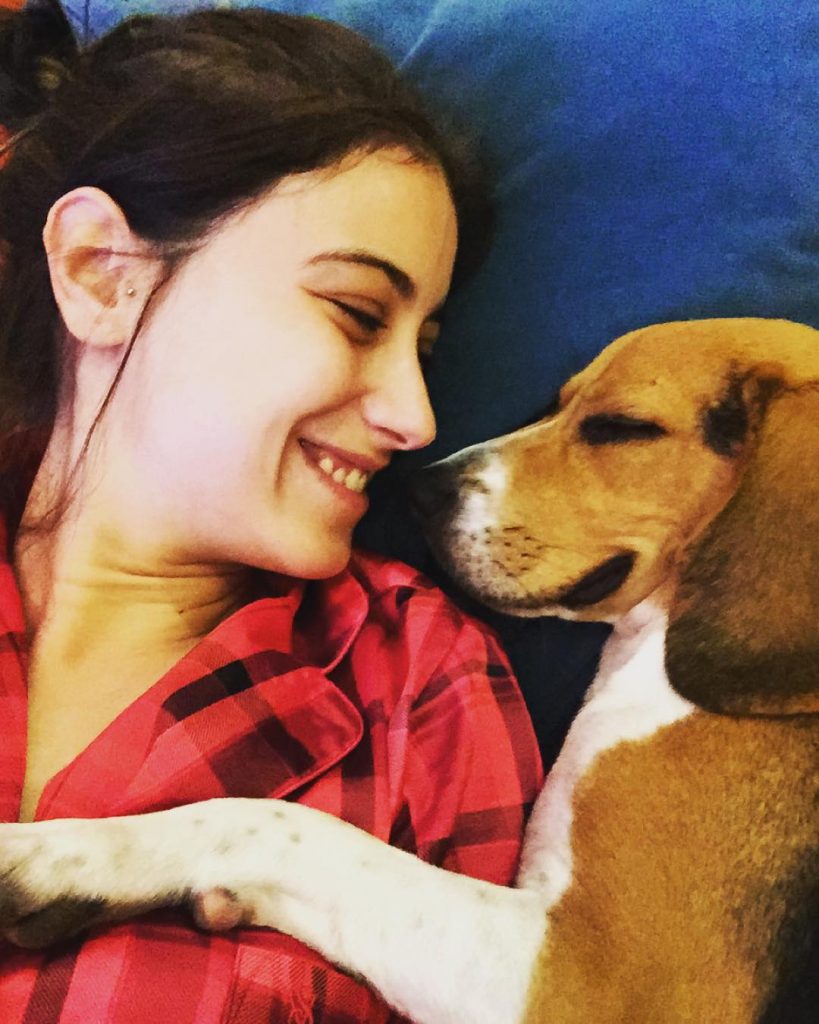 Hazal Kaya acı haberi paylaştı: Seni özlemediğim bir gün bile olmayacak