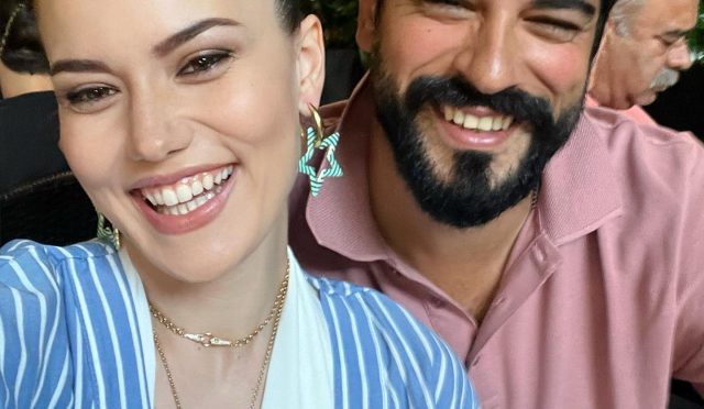 Burak Özçivit ile Fahriye Evcen çifti Joy Awards yolcusu