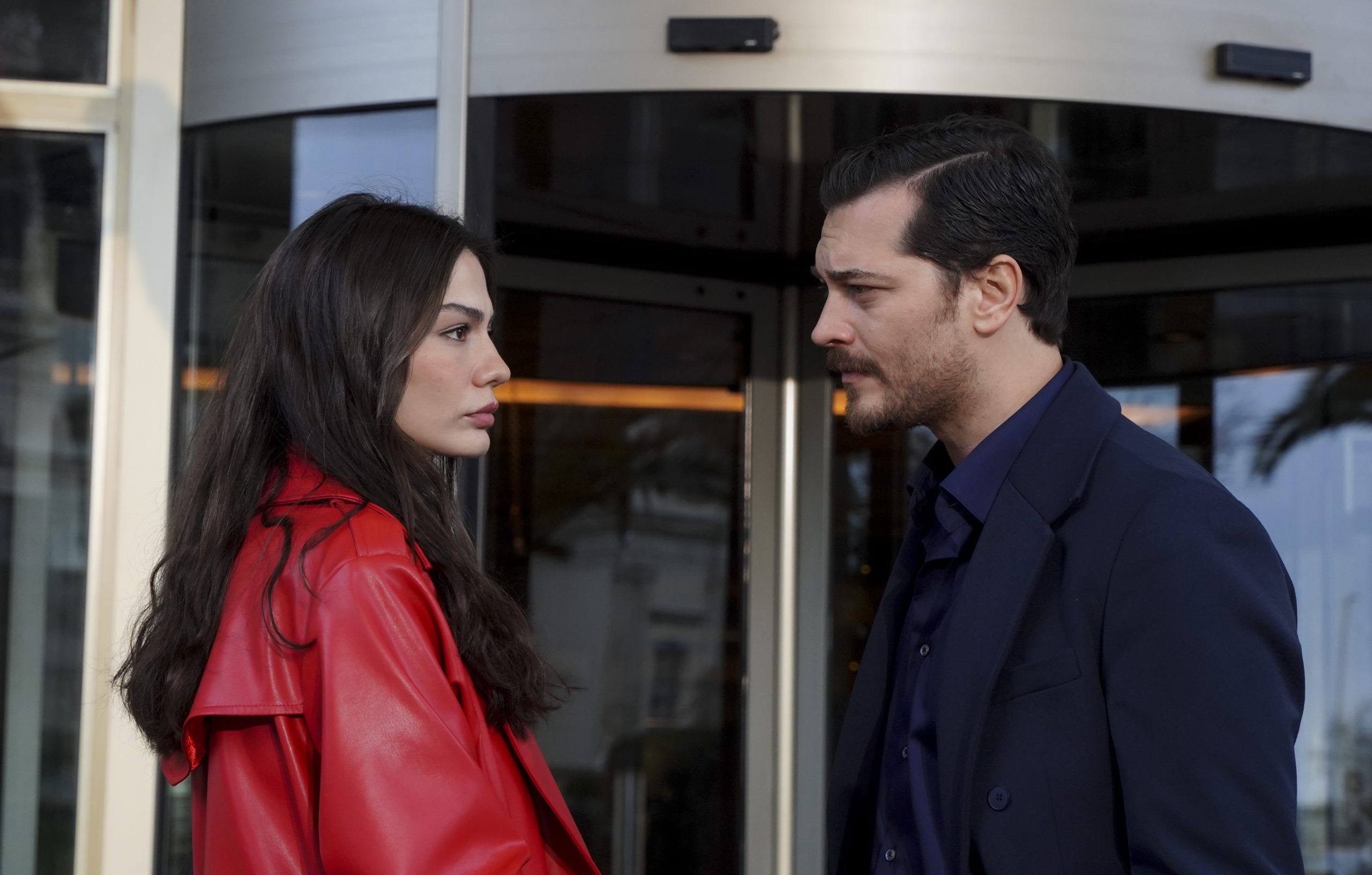 Demet Özdemir’in yeni dizisi Eşref Rüya da uğurlu günü çarşamba yayınlanacak