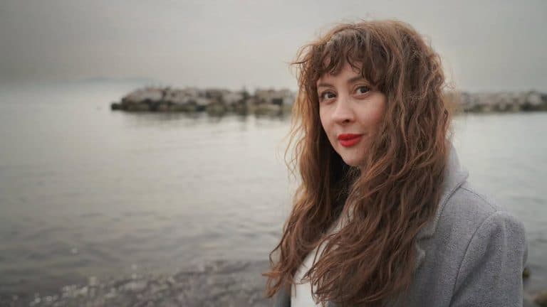 İrem Kahyaoğlu “Tuzlu Kahve”nin Meryem’i oldu