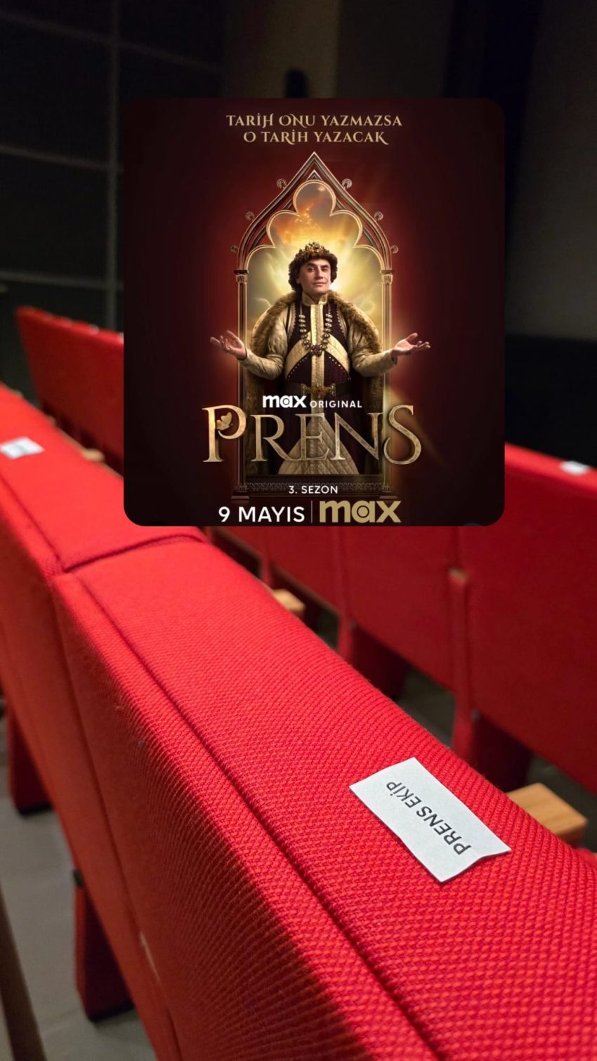 Prens dizisine oyuncusuz gala, koltuklar boş kaldı