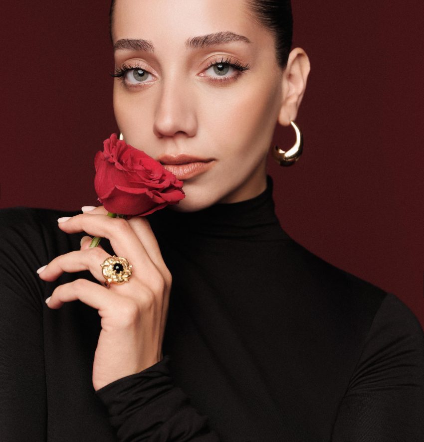 Özge Özacar 3. Kez Cannes yolcusu   