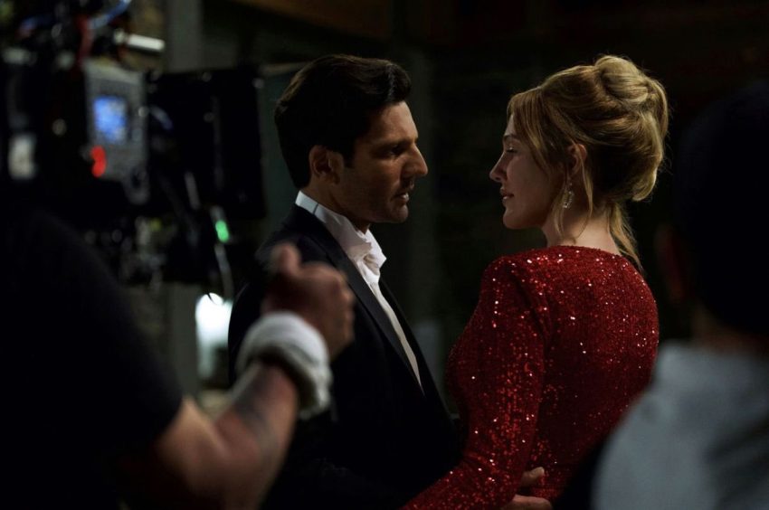 Kaan Urgancıoğlu ve Meryem Uzerli’nin ‘Antalya Gambit’ adlı mini dizi yayında