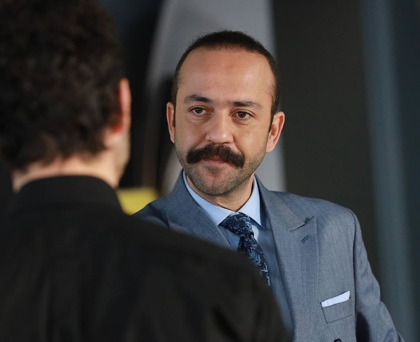 Sarp Akkaya “Bereketli Topraklar” dizisinde