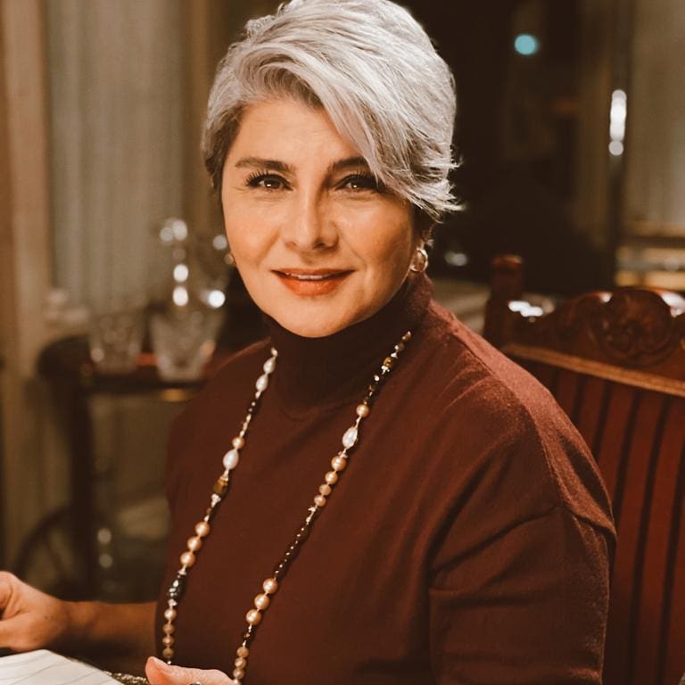 Kadife Kelepçe Dizisine İki Güçlü Oyuncu Daha Katıldı: Şebnem Bozoklu ve Devrim Yakut