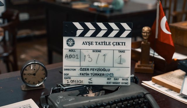 Ayşe tatile çıktı