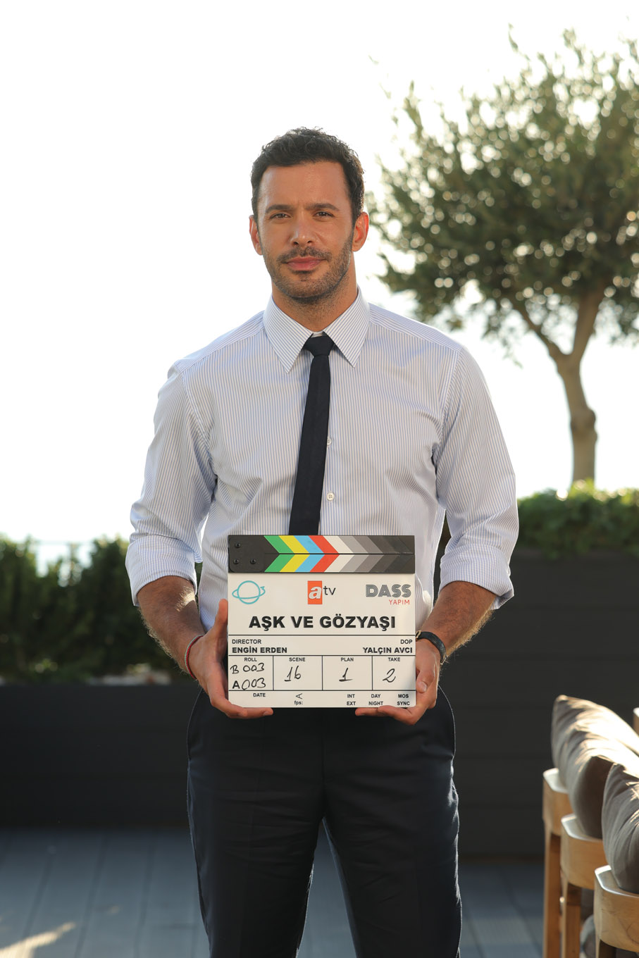 Hande Erçel ve Barış Arduç’tan “Aşk ve Gözyaşı” Setinden İlk Kareler!