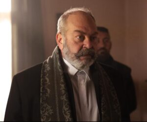 ali düşenkalkar