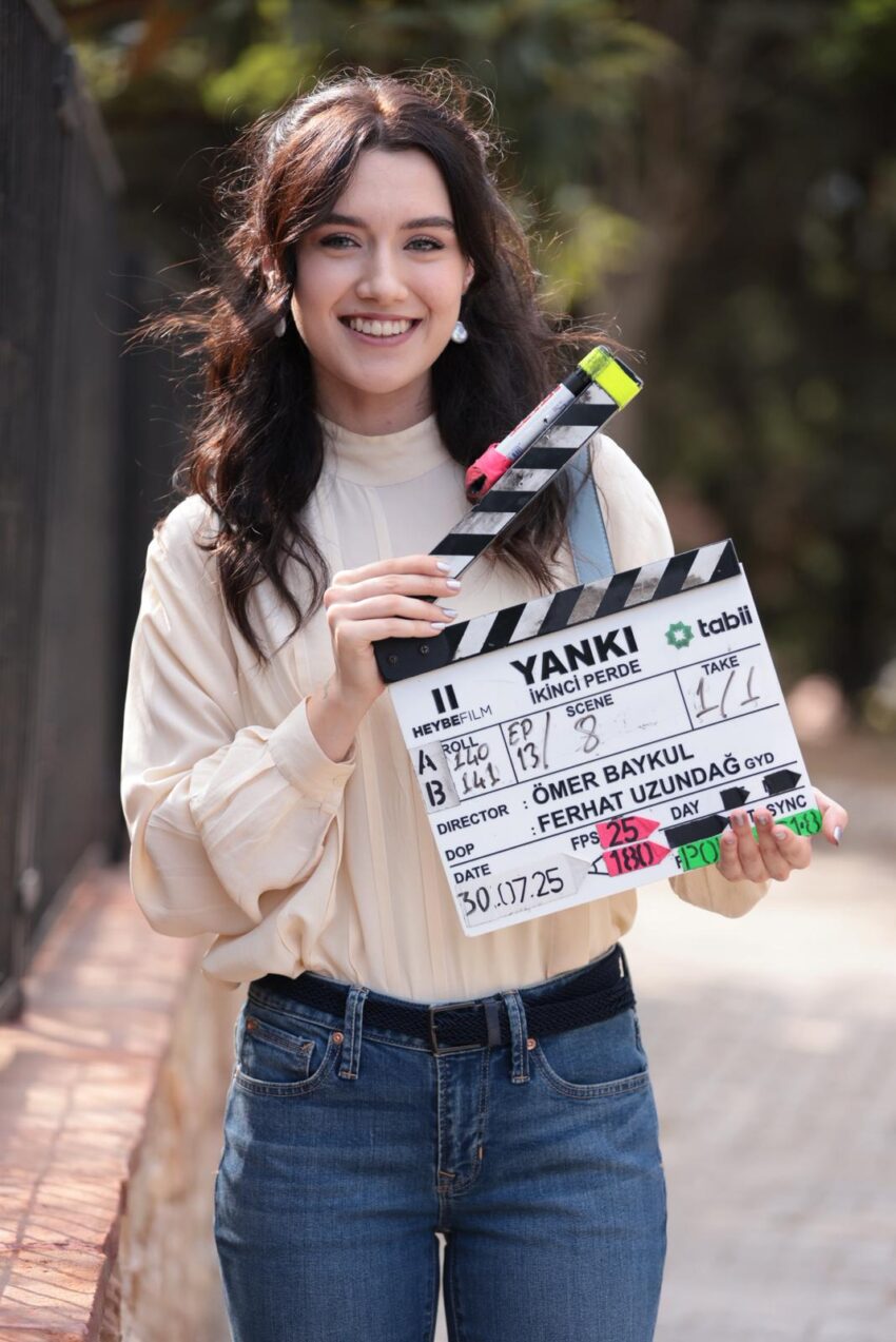 Cemre Arda “Yankı İkinci Perde”nin Demet’i oldu
