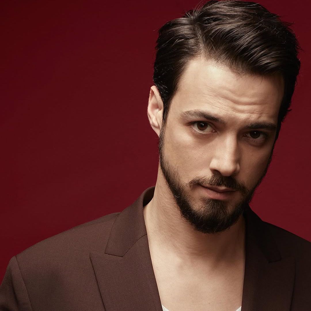 Mert Yazıcıoğlu “Sultan Orhan”la dönüyor