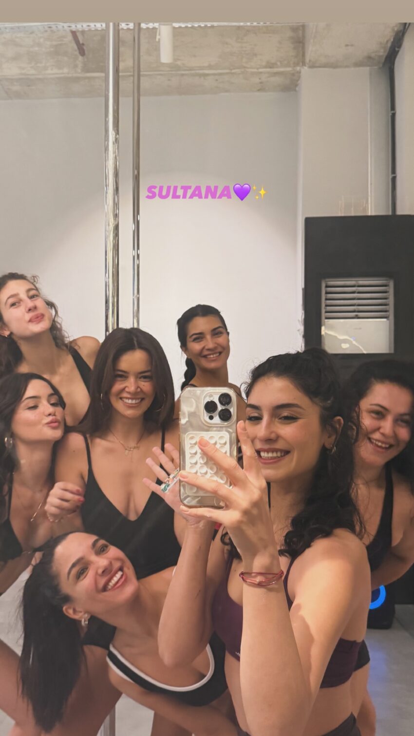 Sultana filminin 7 direk dançsısı buluştu