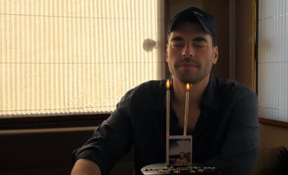 Annemin “Veliaht’ı” olarak girdiğim hayatımın bu yeni sayfasında; varlıklarıyla, sesleriyle, dua