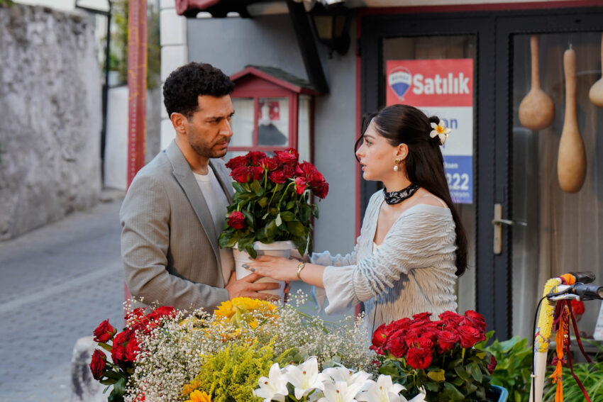 Güller ve Günahlar 11 ekim cumartesi günü geliyor