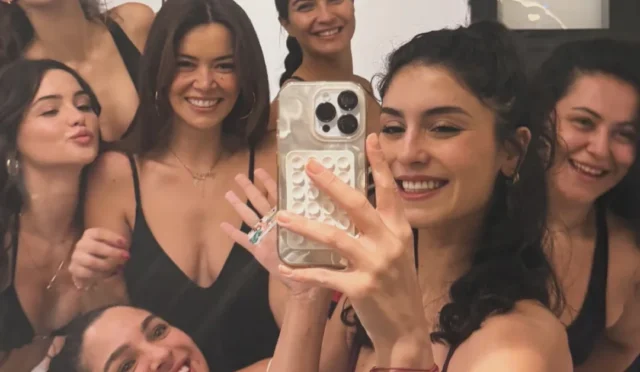 Hot cast🔥#rojbinerden #deryapınarak #tubabüyüküstün #seraykaya #ıtıresen #begümakkaya #şirinsu