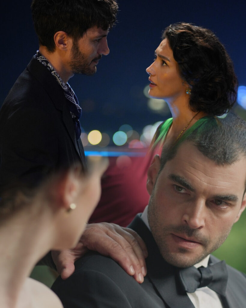 Halef ve Veliaht reytinglerde zirveyi paylaştı