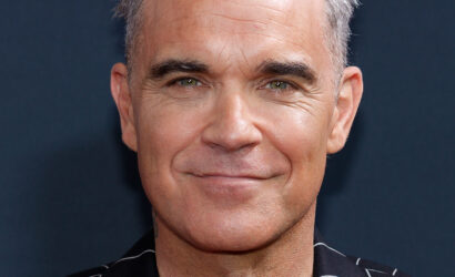 Robbie_Williams_at_the_2024_Toronto_International_Film_Festival_(cropped)-1