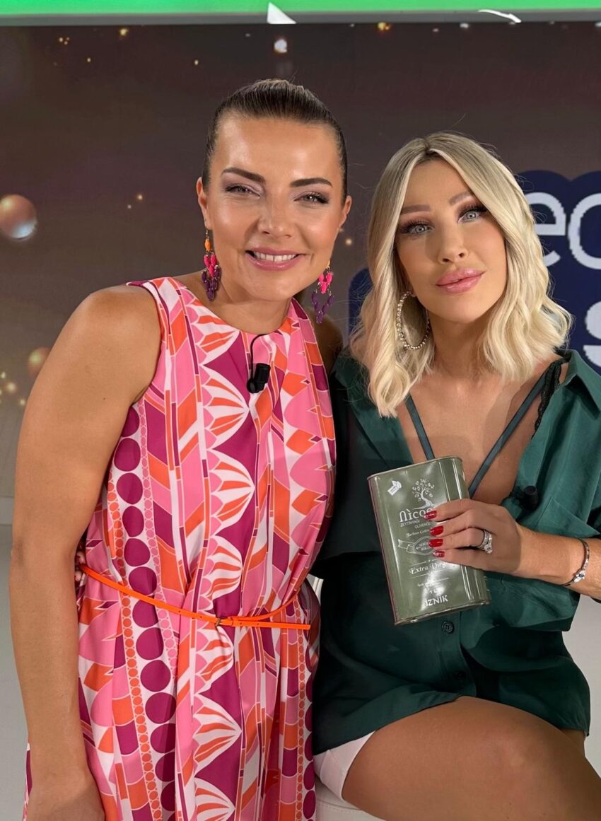 Burcu Kara kendi zeytin yağı markasını ilk önce Seda Sayan’a tattırdı