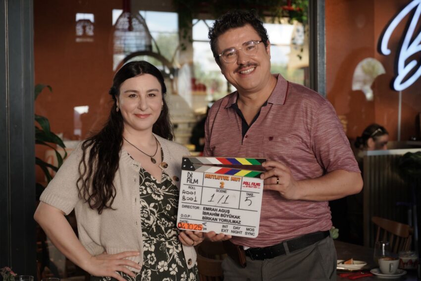 İbrahim Büyükak ve Yasemin Sakallıoğlu’lu “Mutluyuz 2” filmi sete çıktı