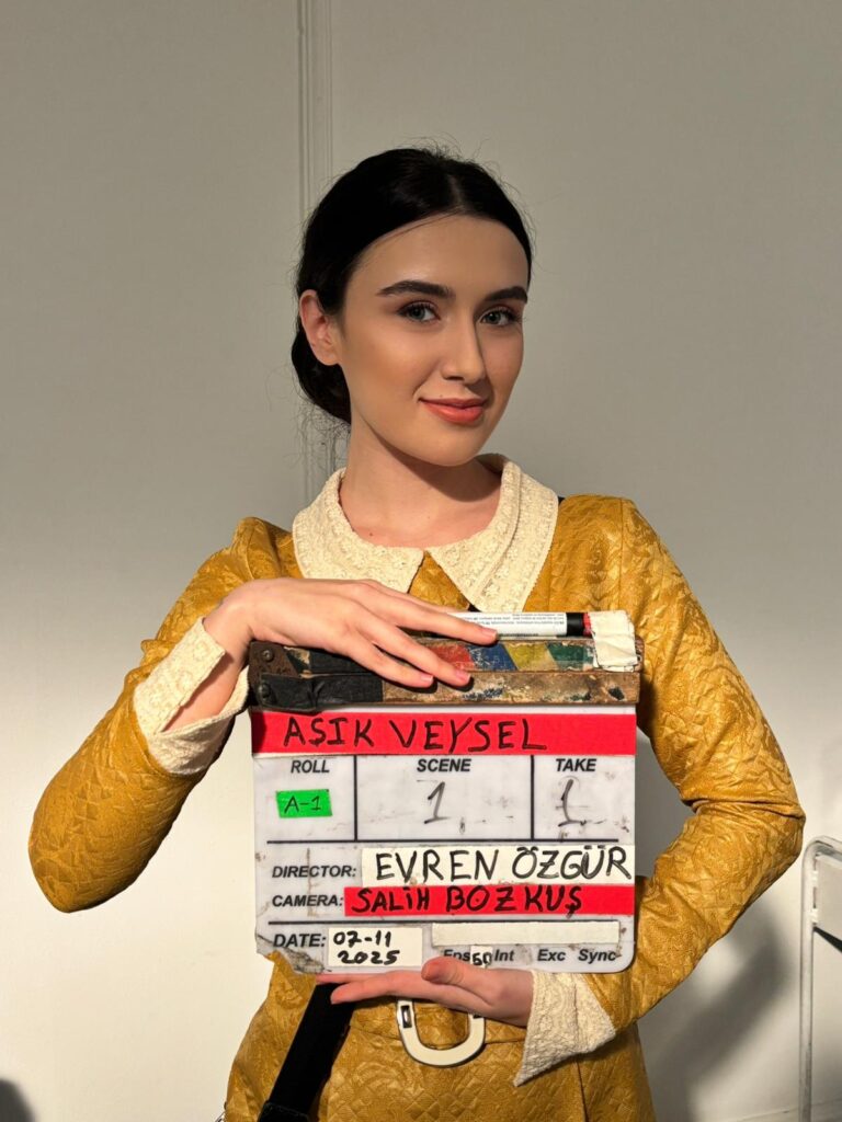 Cemre Arda “Aşık Veysel” filminin “Gazeteci Canan”ı oldu