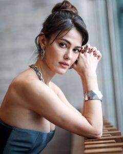 gülper özdemir (1)