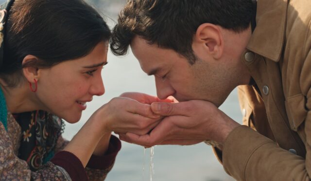 SEVDİĞİM SENSİN (3)