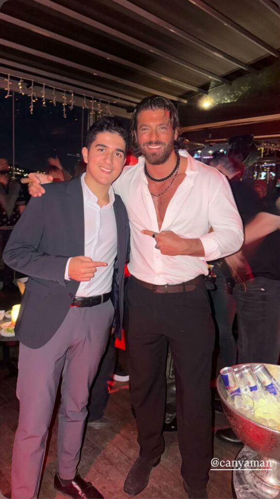 Can Yaman gözaltına alınmadan önce böyle poz verdi