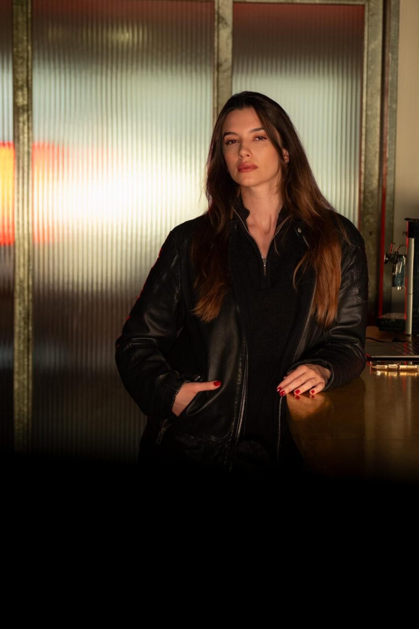 Leyla Lydia Tuğutlu “Senden Dönemem” adlı ilk albümünü müzikseverlerle buluşturuyor