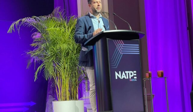 izzet_pinto_1706644678_3291896618432886252_1310637958