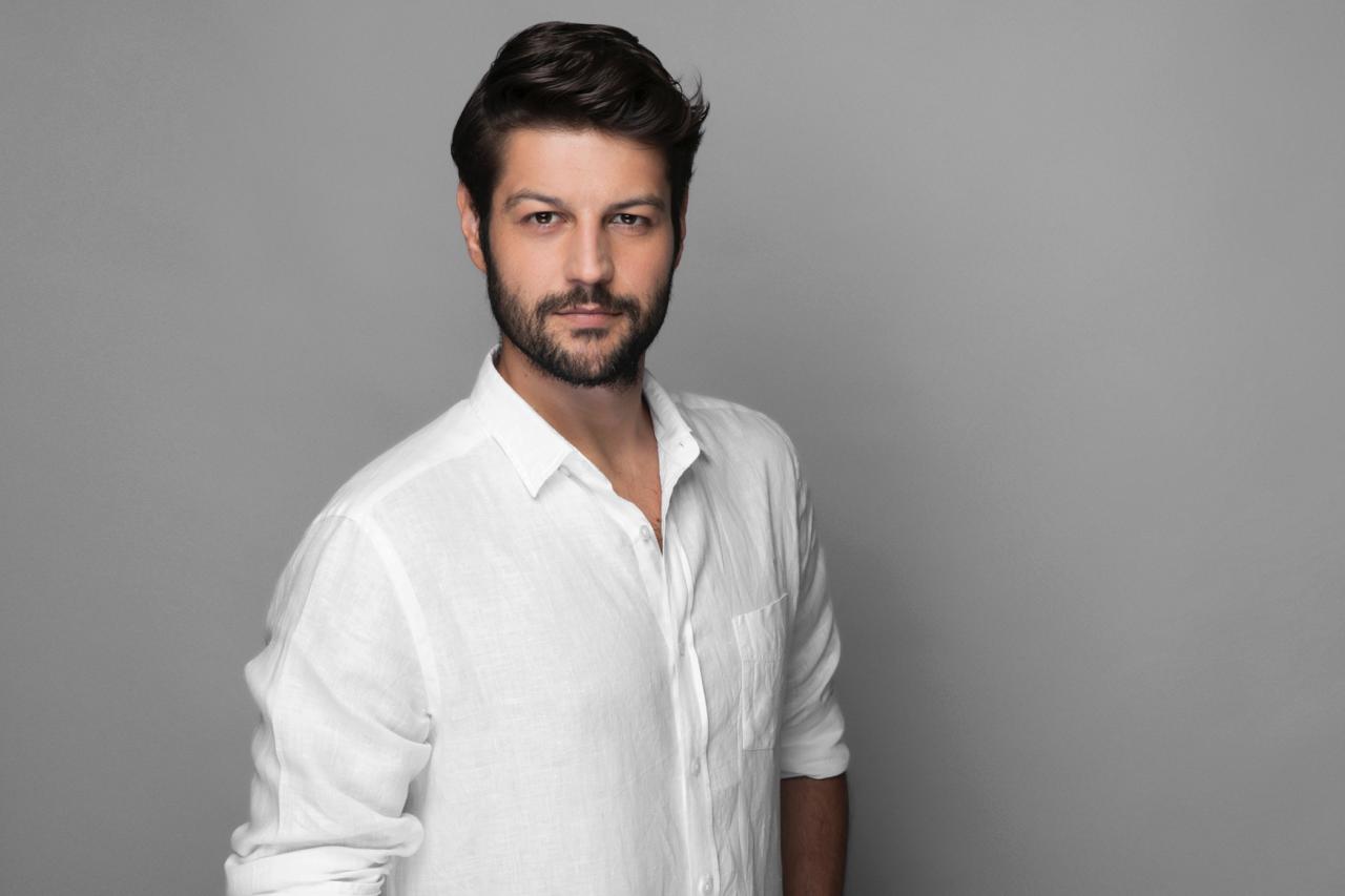 Faroz sonunda “Veliaht”a geliyor